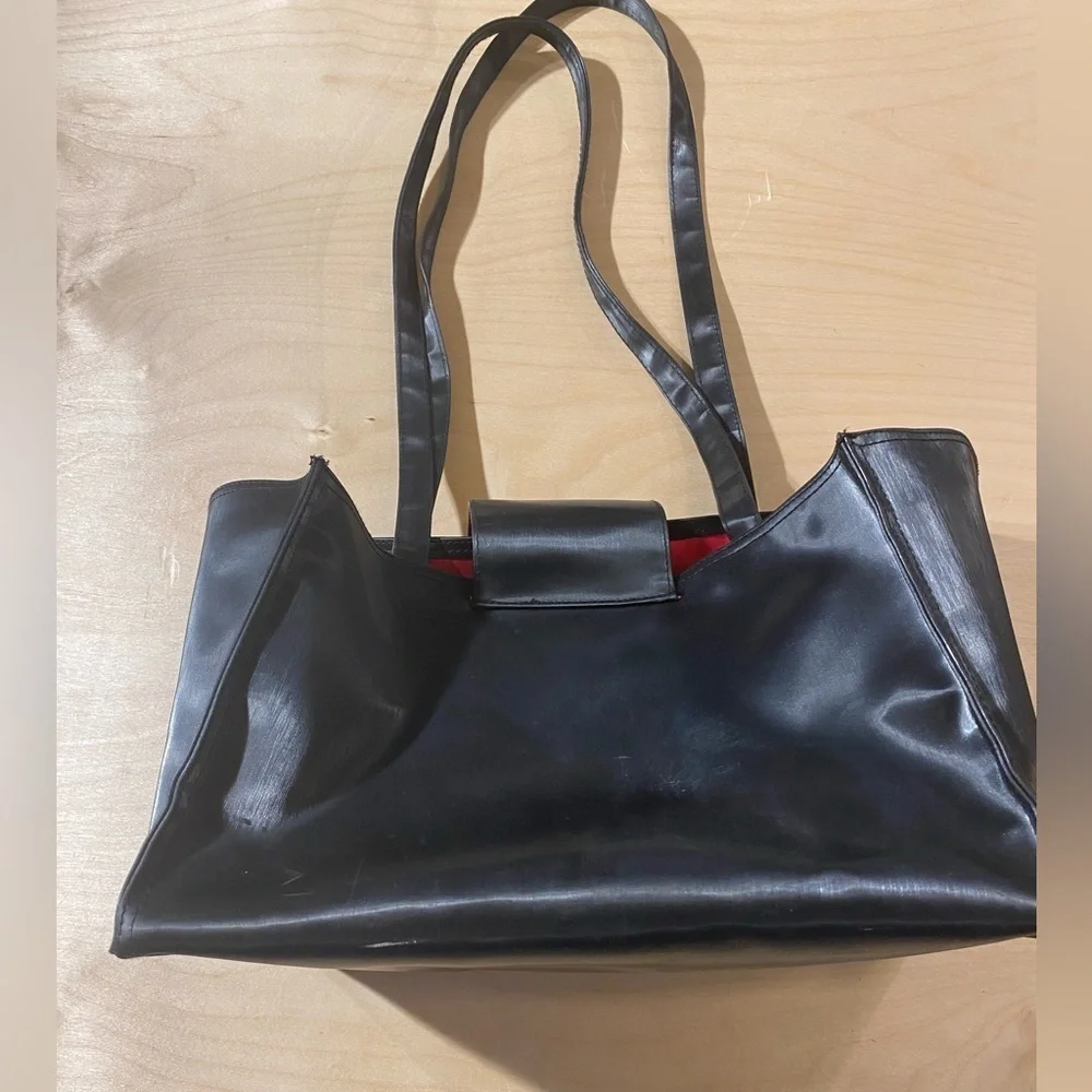 Mary Kay Signature Black and Red Make Up Tote Bag (MV)